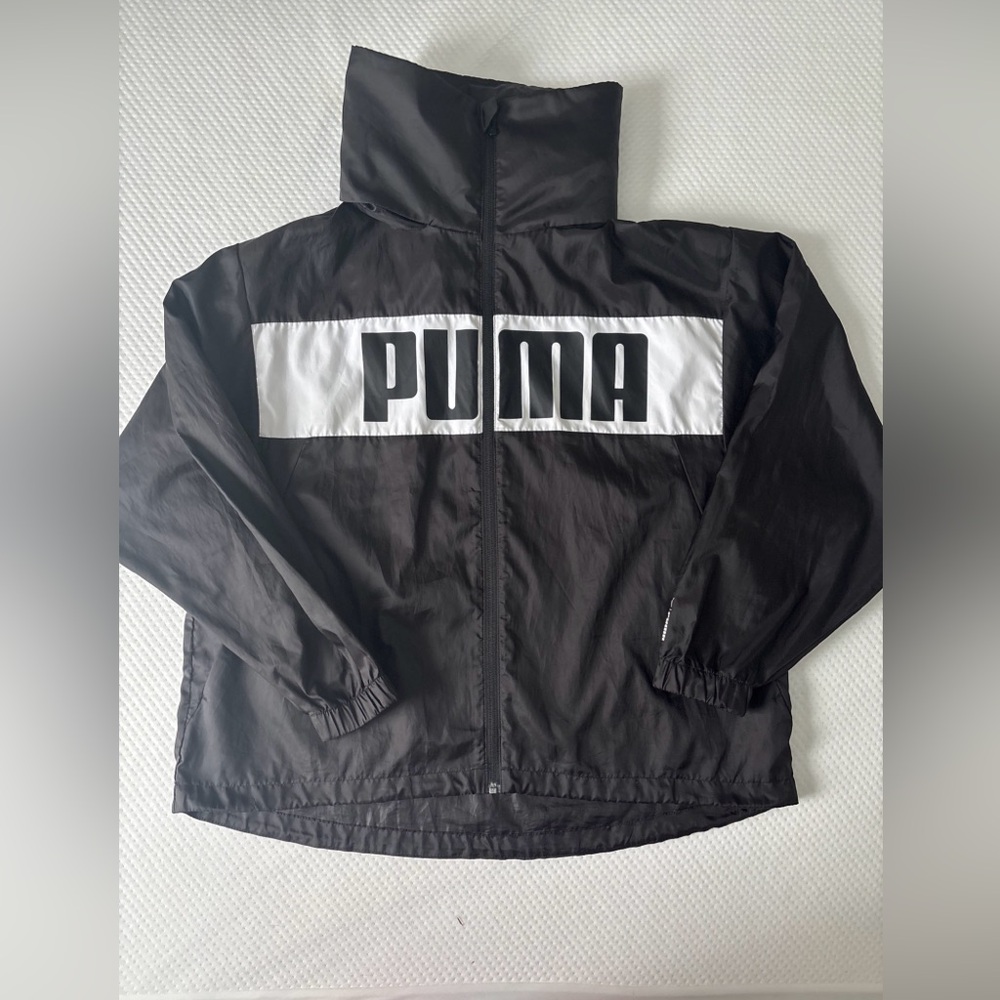 PUMA Unisex Black and White Jacket Size M with packable hood
